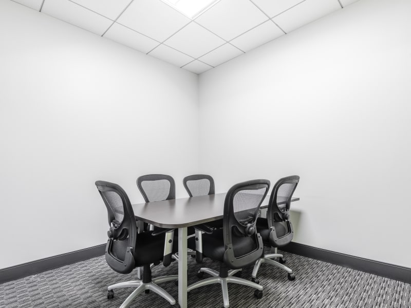 1 Person Coworking Desk