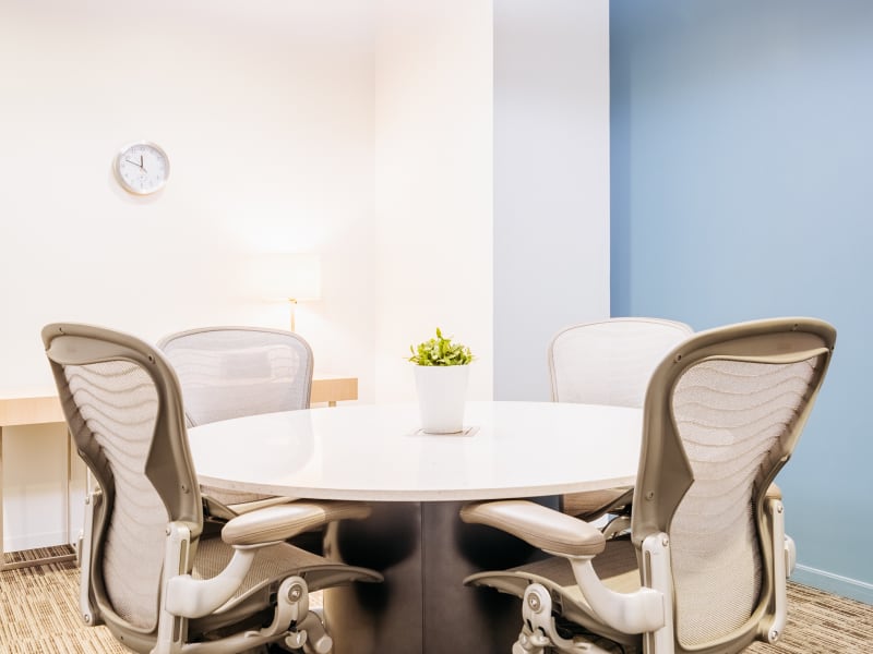 10 Person Private Office