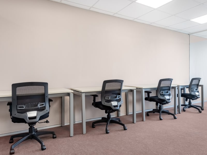 4 Person Private Office