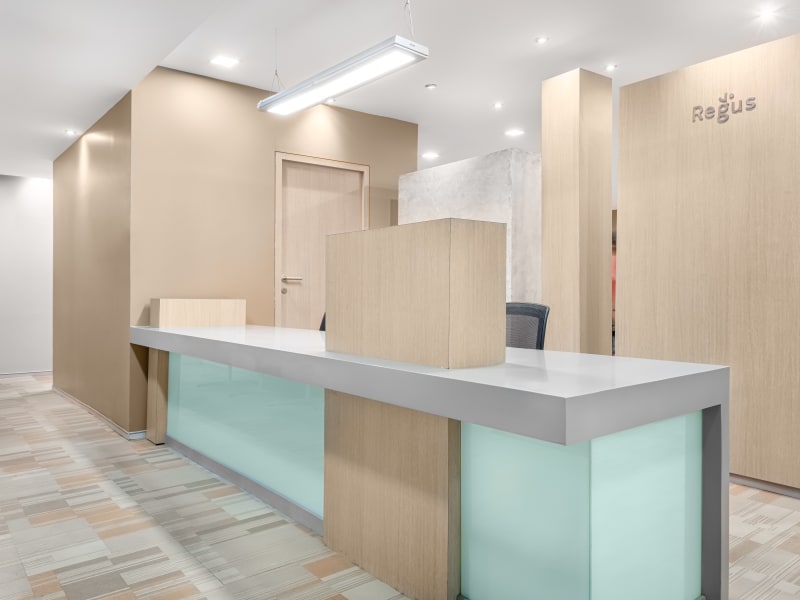 15 Person Private Office