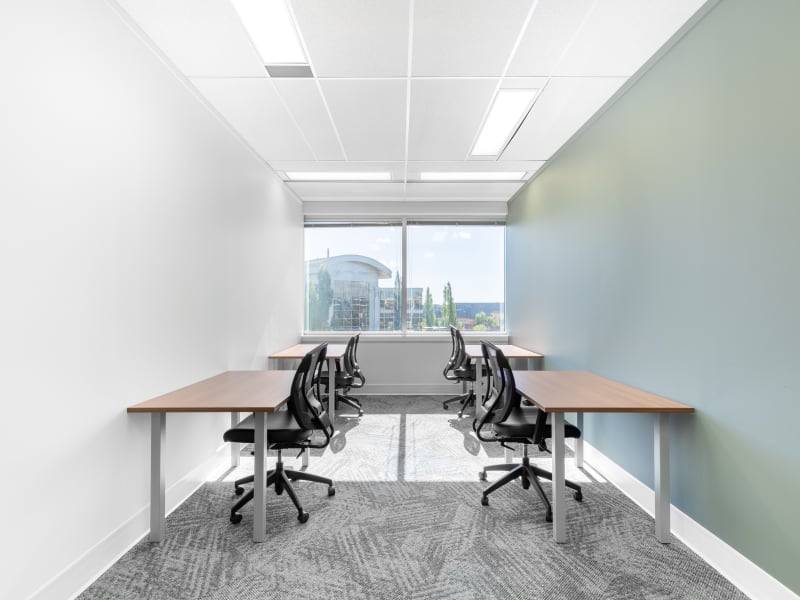 15 Person Private Office