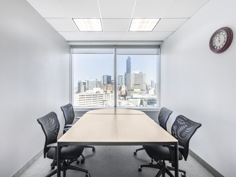 5 Person Private Office