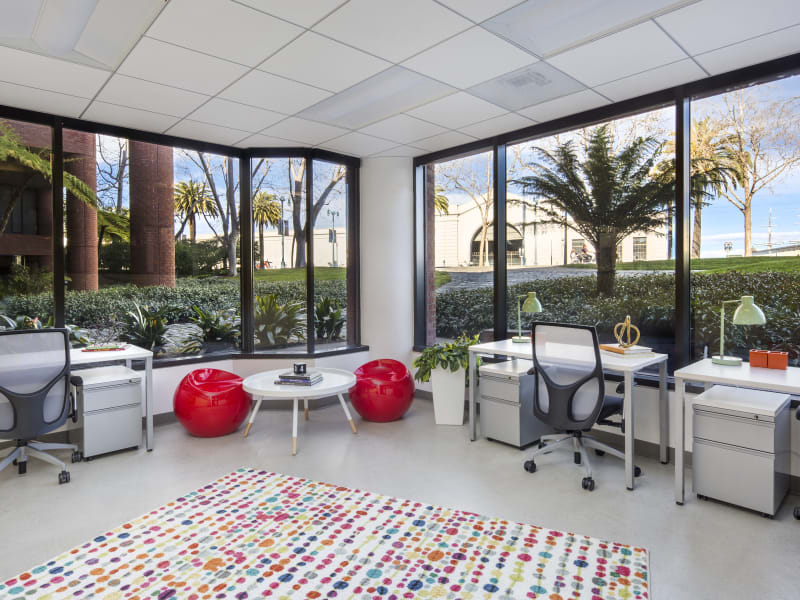 4 Person Private Office