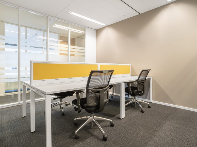 1 Person Coworking Desk