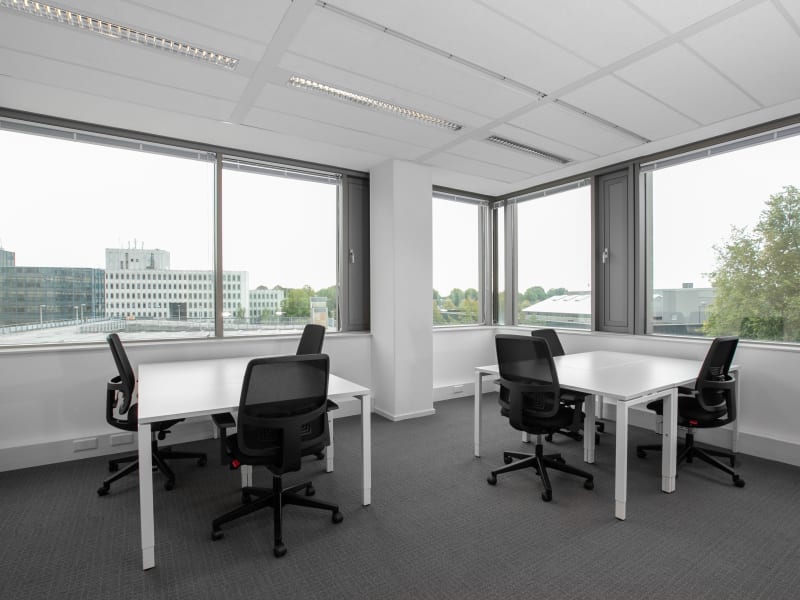 1 Person Coworking Desk