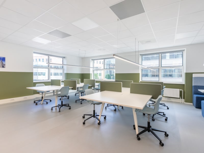 4 Person Private Office