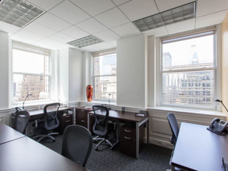 1 Person Private Office