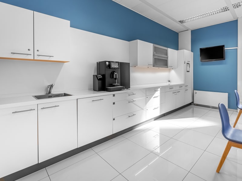 5 Person Private Office