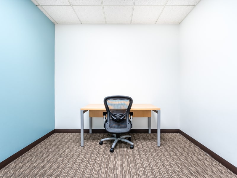 1 Person Private Office