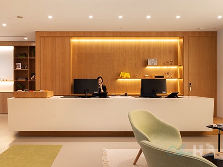 3 Person Coworking Desk