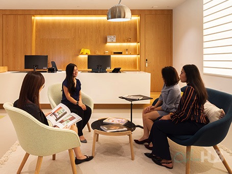 4 Person Coworking Desk