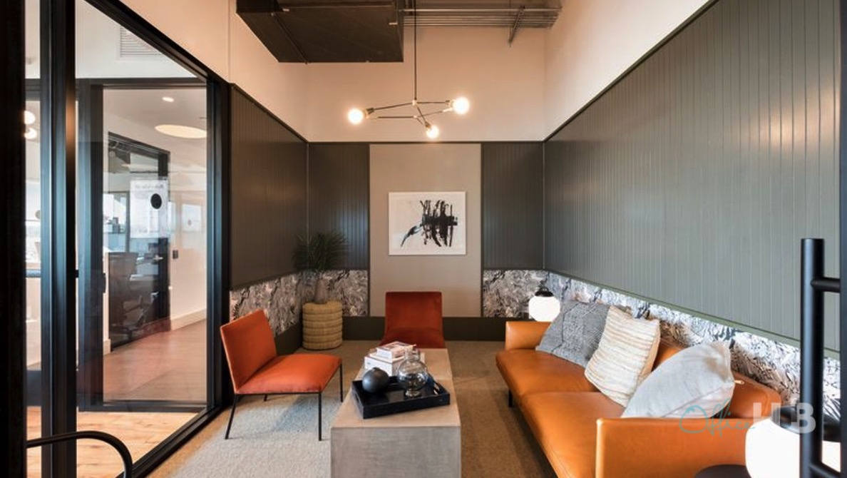 5 Person Coworking Desk