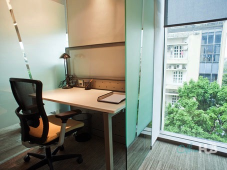 3 Person Coworking Desk