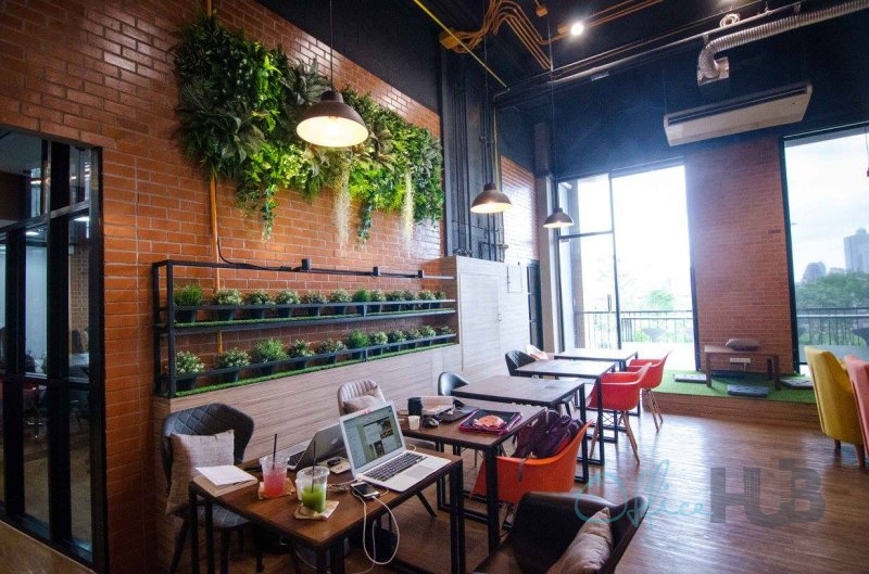 4 Person Coworking Desk