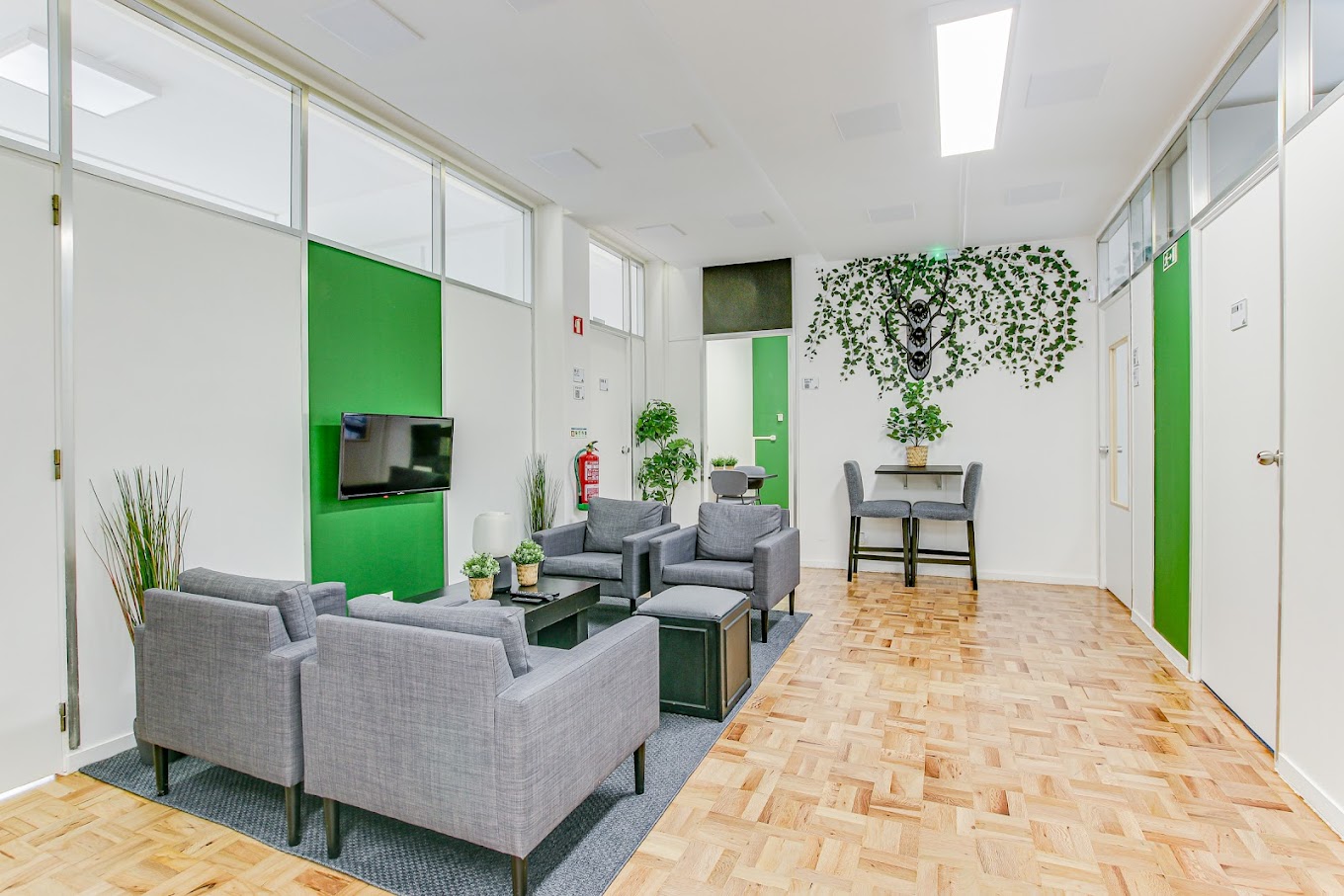 12 Person Private Office at R Castilho 14c, Lisbon | Office Hub