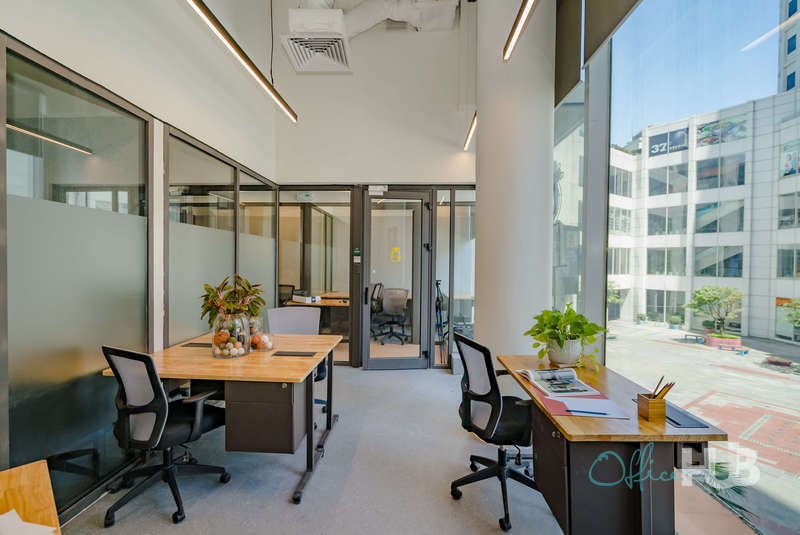 8 Person Private Office