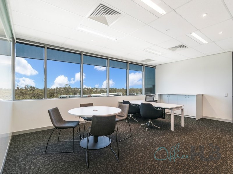 5 Person Private Office