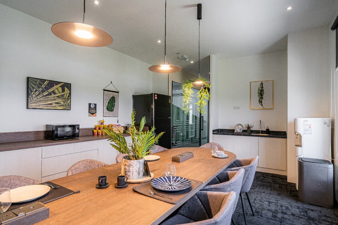 3 Person Private Office