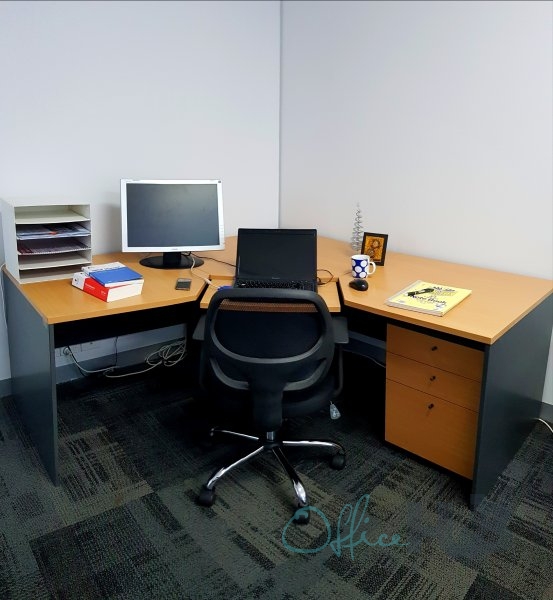 11 Person Shared Office