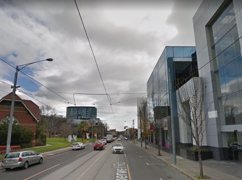 8 Person Shared Office