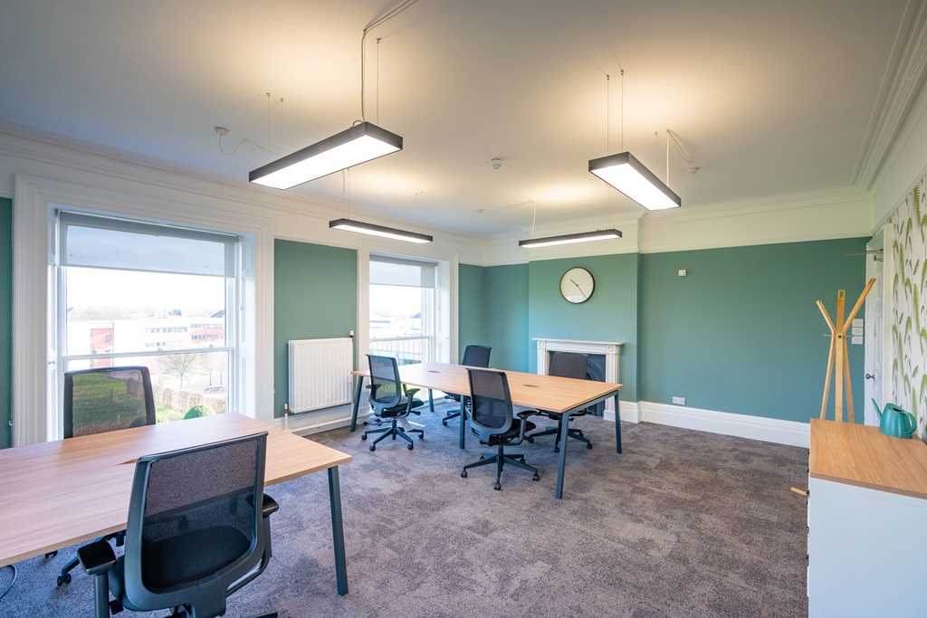 1 Person Private Office