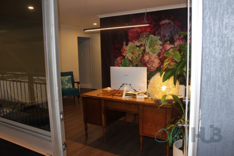 10 Person Private Office