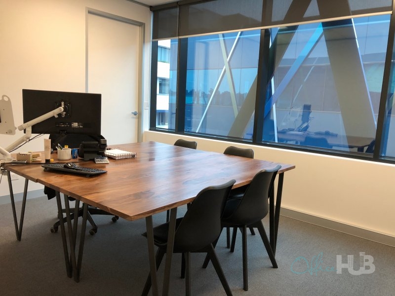 4 Person Coworking Desk