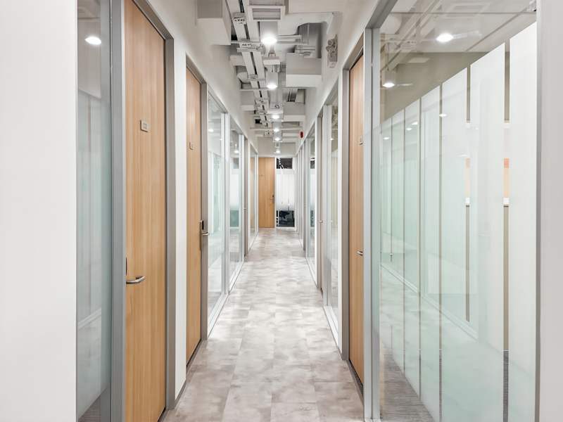 30 Person Private Office