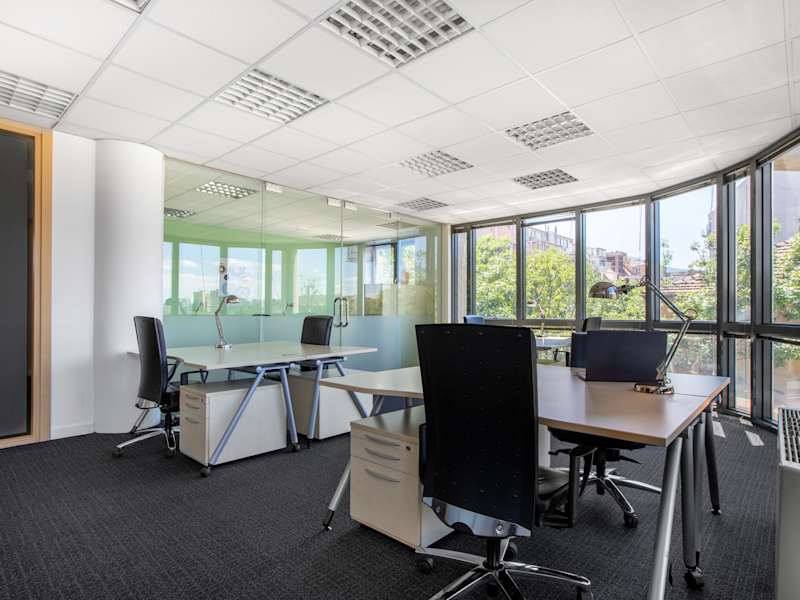 1 Person Private Office