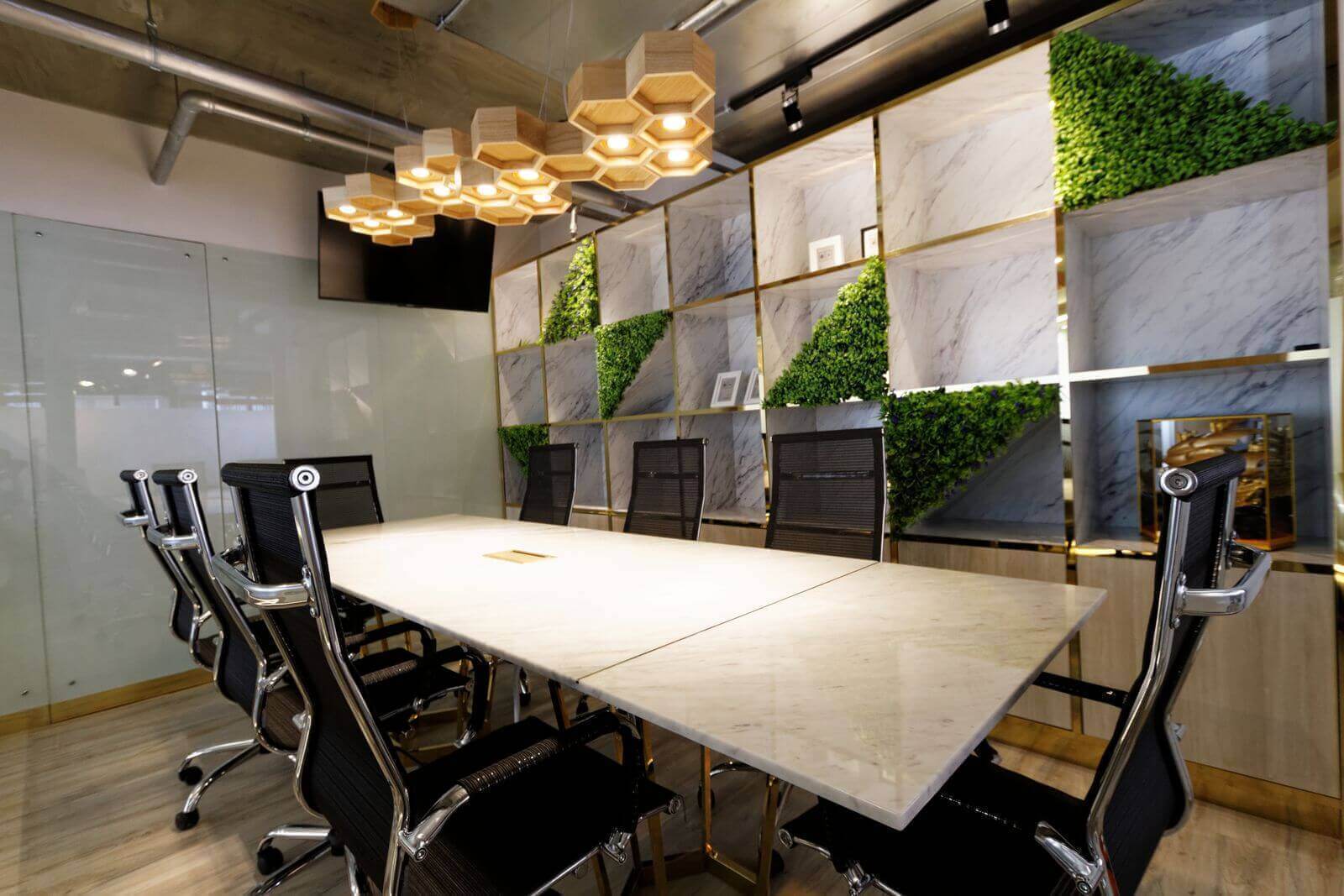 20 Person Coworking Desk