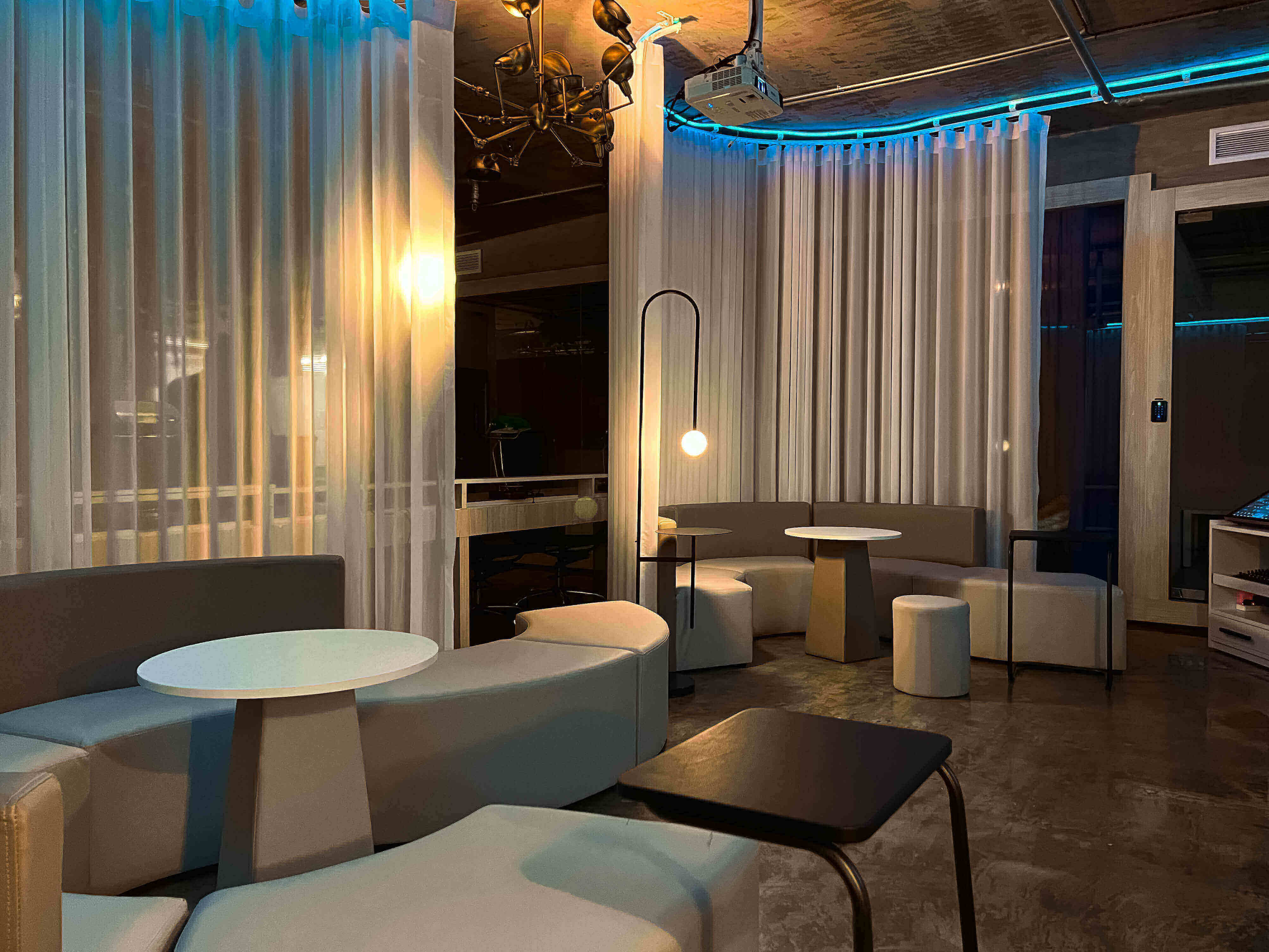 3 Person Private Office