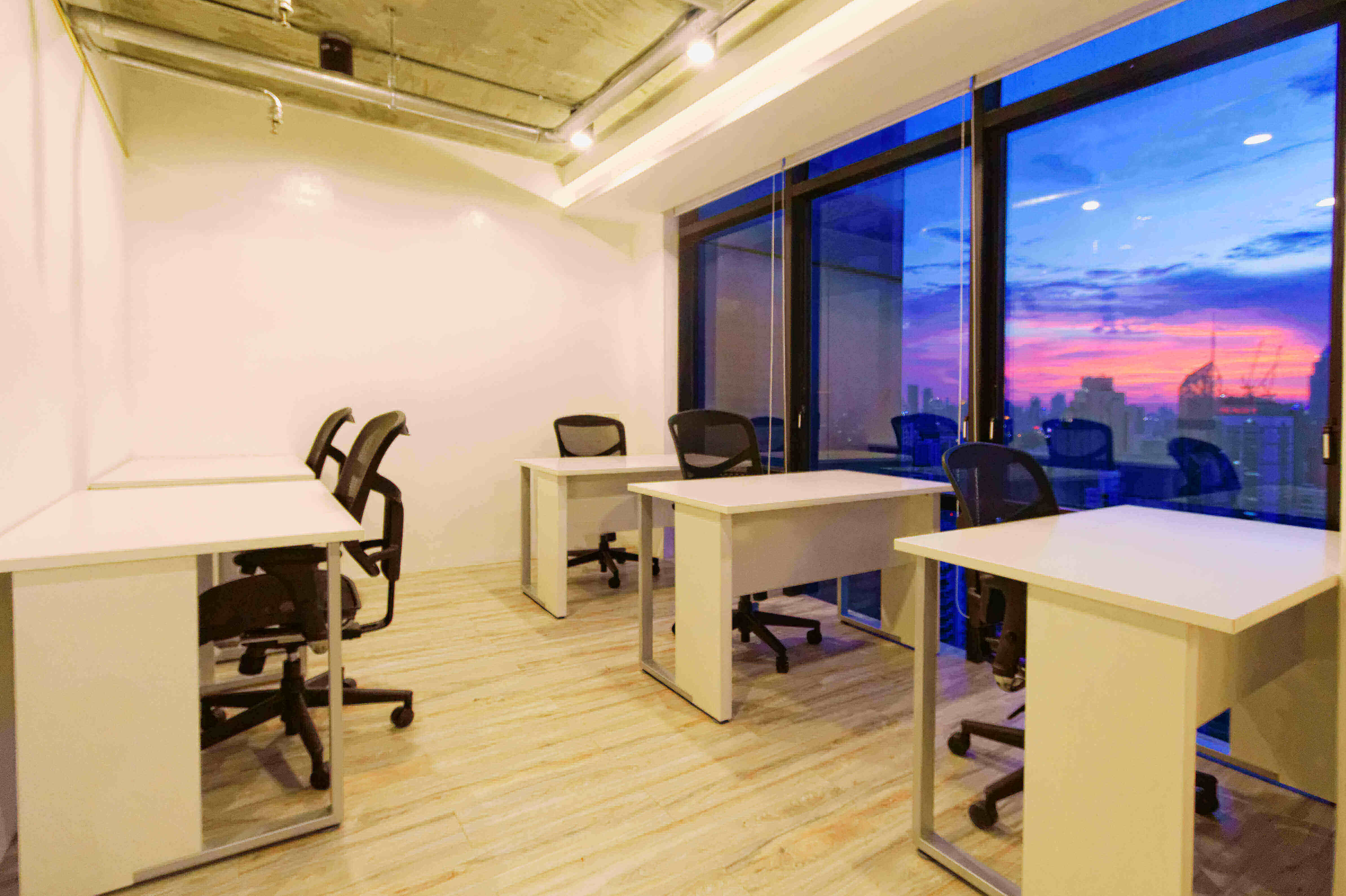 5 Person Private Office