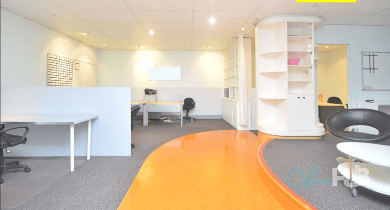 4 Person Shared Office