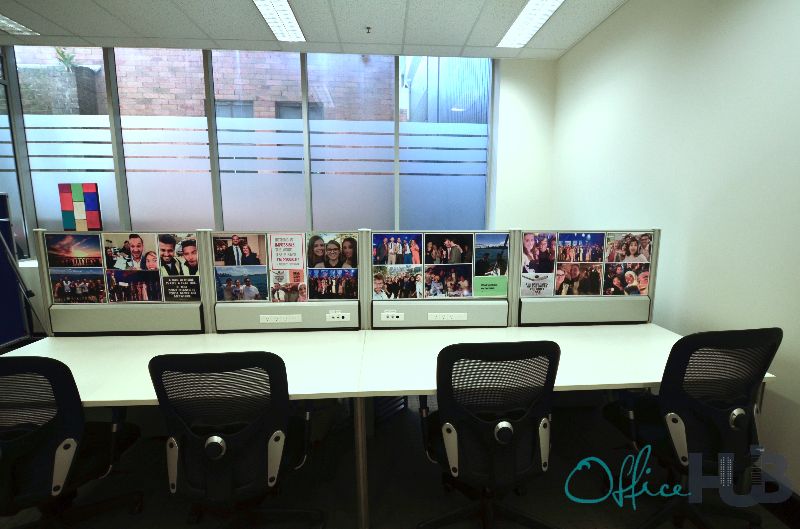 8 Person Coworking Desk