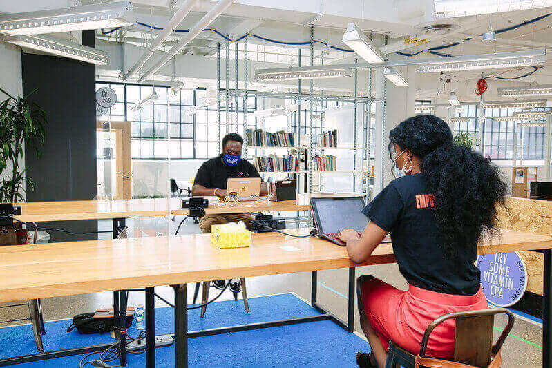 1 Person Coworking Desk