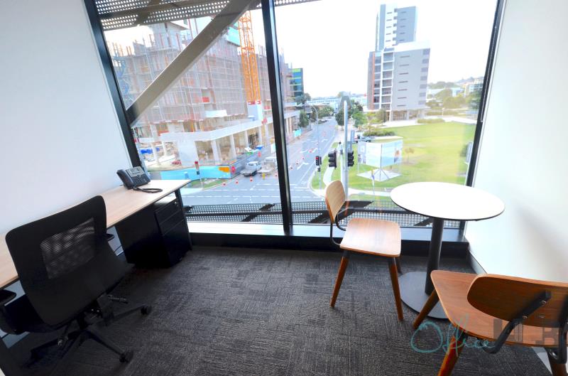 4 Person Private Office