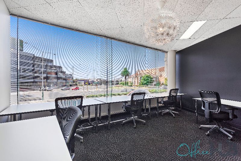 3 Person Coworking Desk