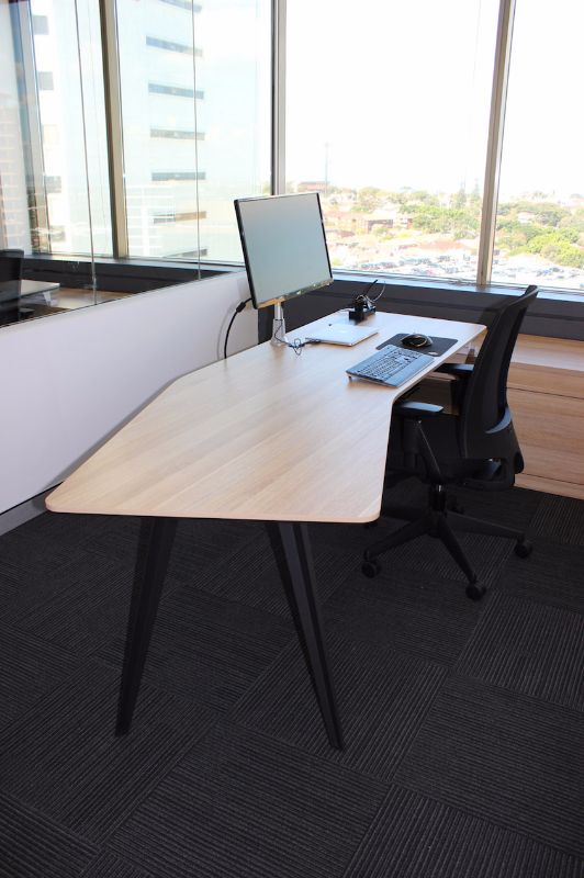 1 Person Coworking Desk