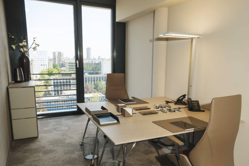 1 Person Virtual Office