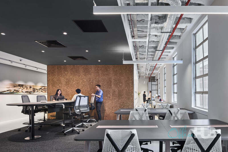 4 Person Coworking Desk