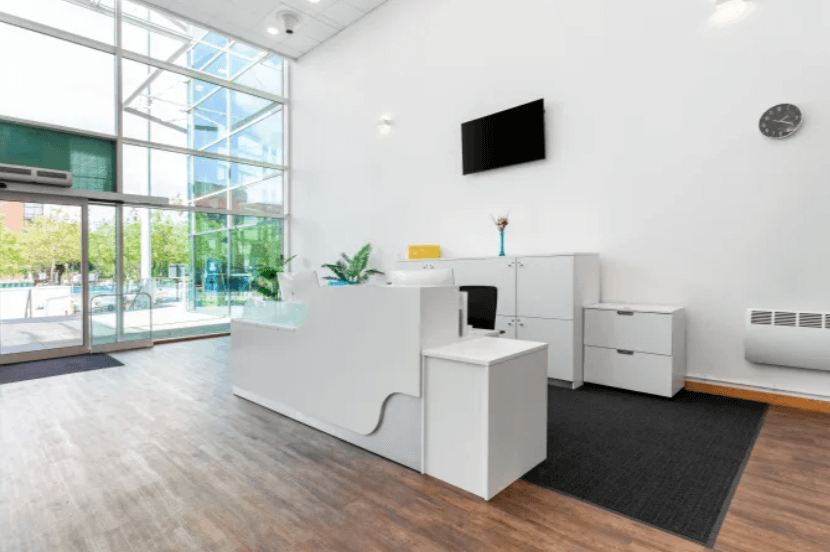 4 Person Private Office