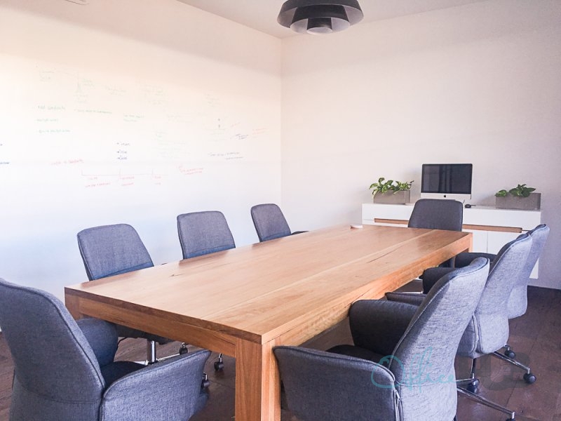 4 Person Shared Office