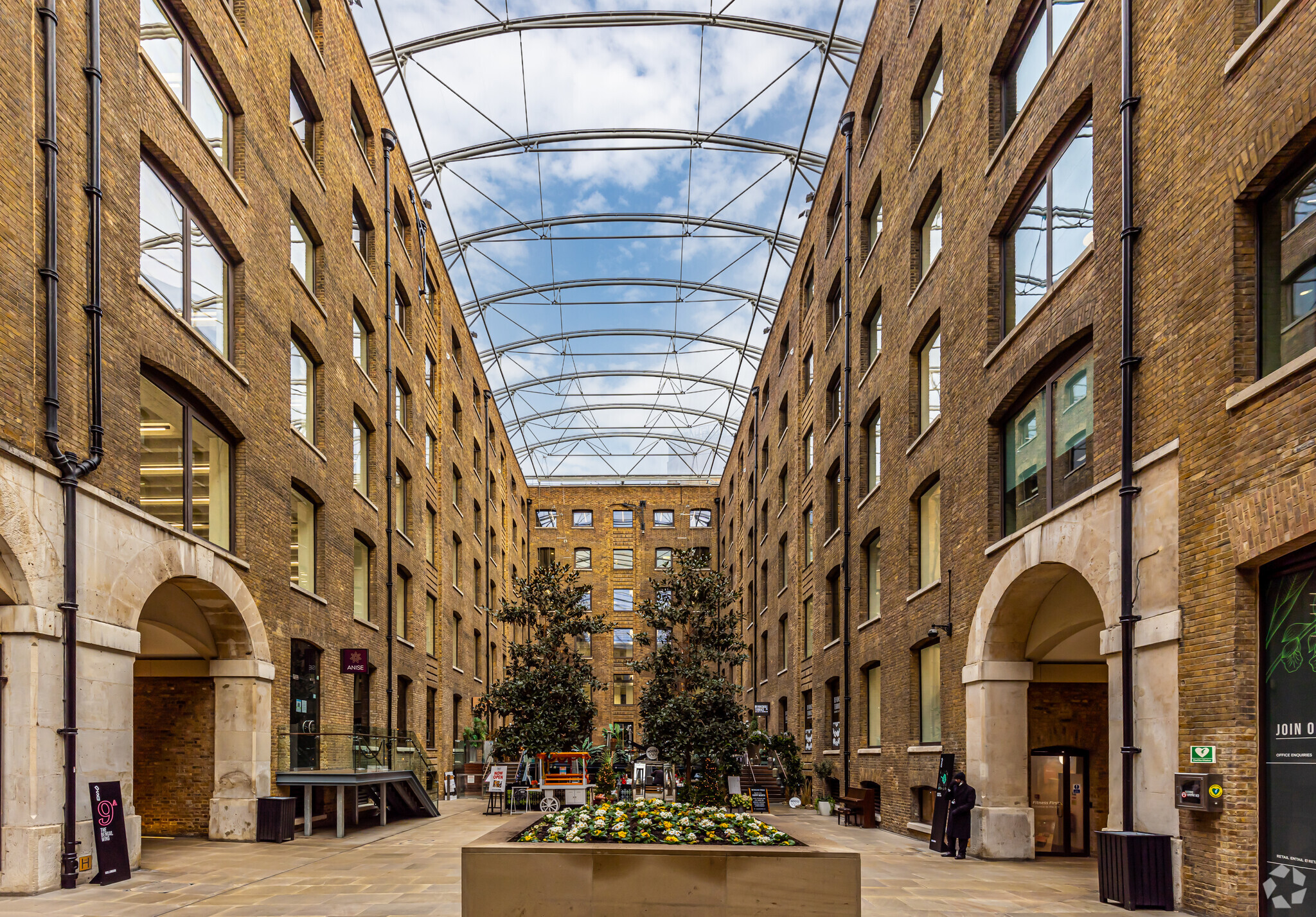 75 Person Enterprise Office 9a Devonshire Square, Greater London