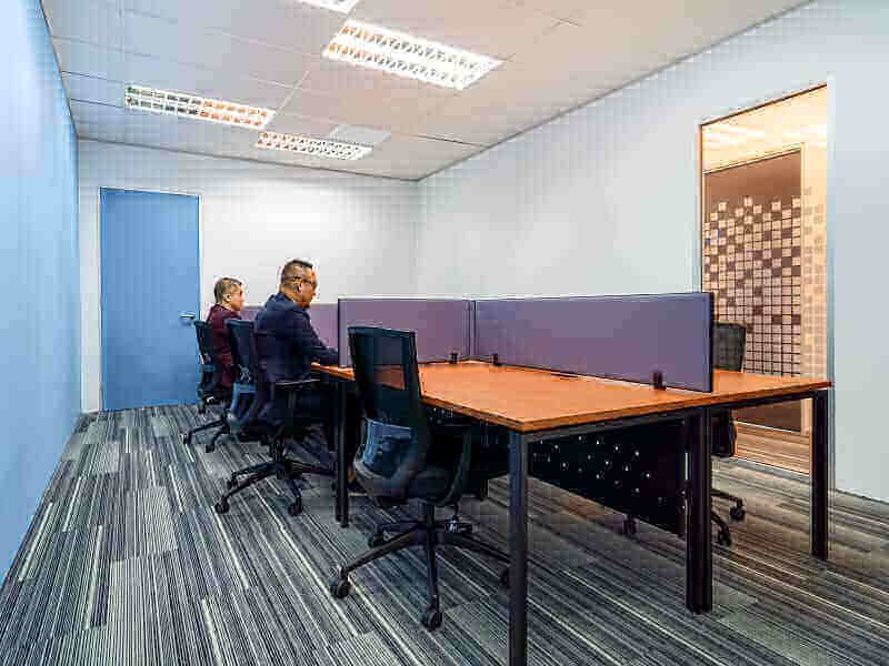 4 Person Private Office