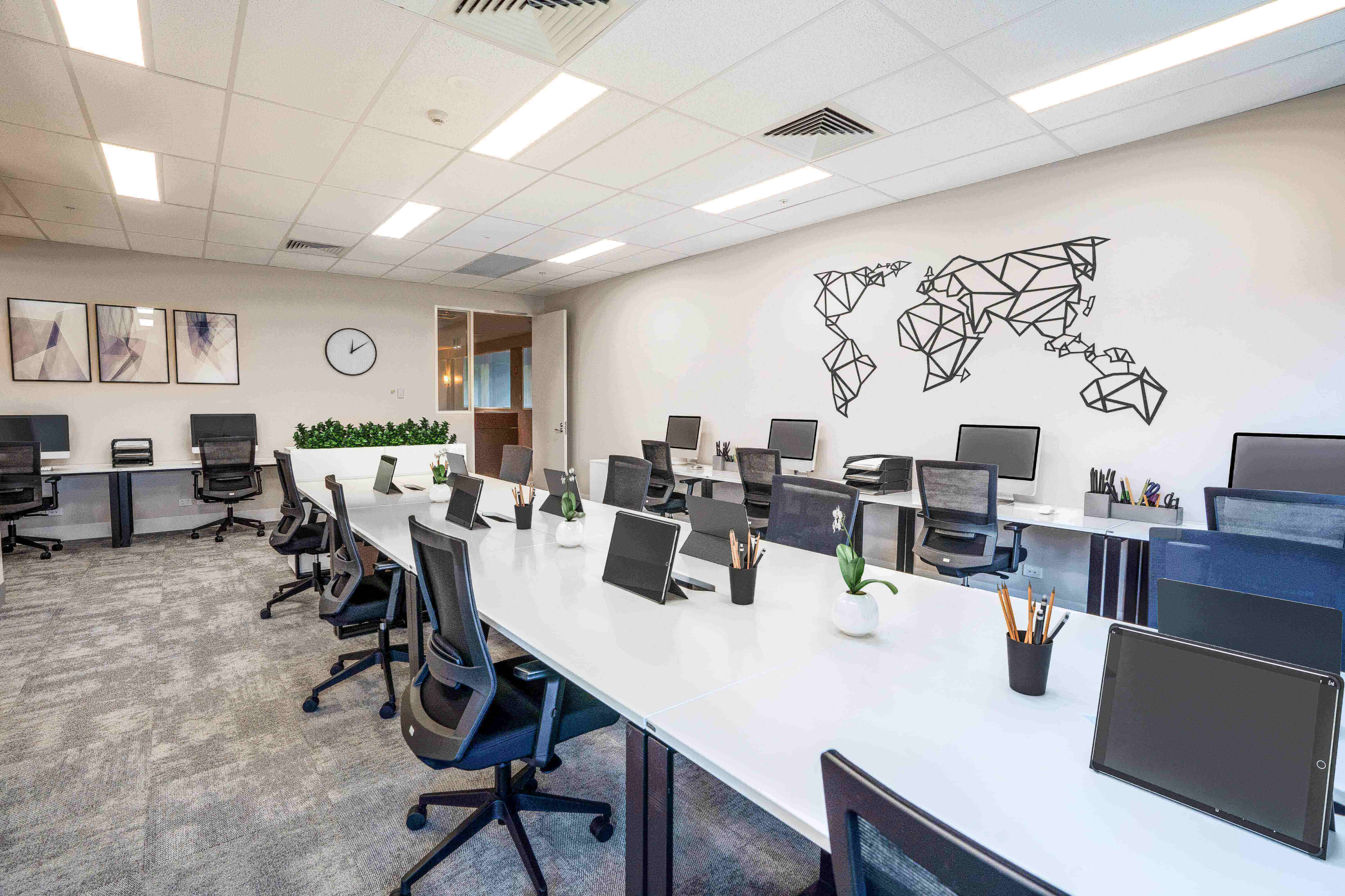 19 Person Enterprise Suite