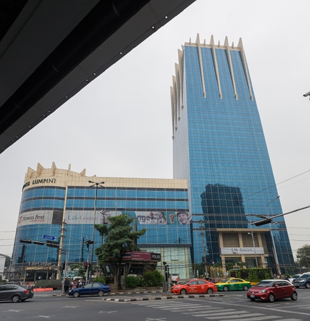 Coworking, Shared, Private & Serviced Offices in Q House Lumpini 1